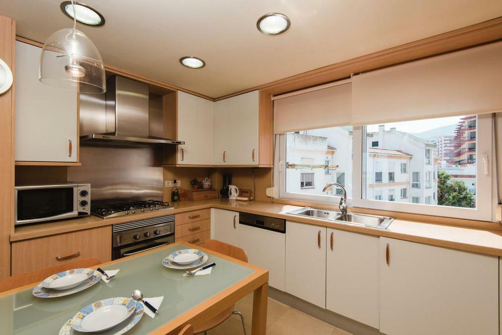 Bella Vista Luxury Apartment 토레몰리노스 외부 사진