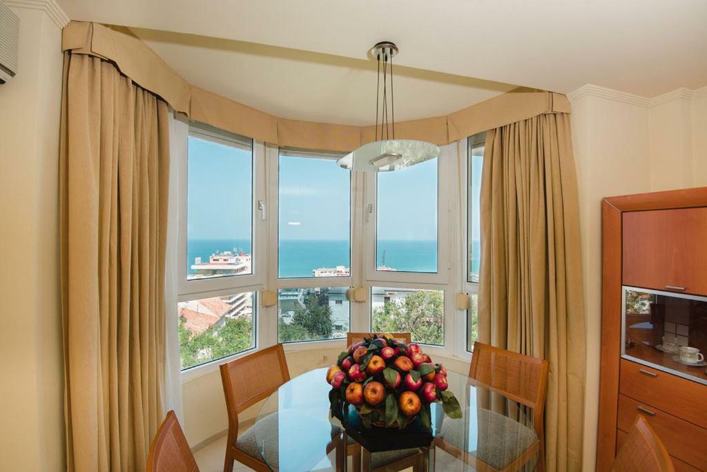 Bella Vista Luxury Apartment 토레몰리노스 외부 사진